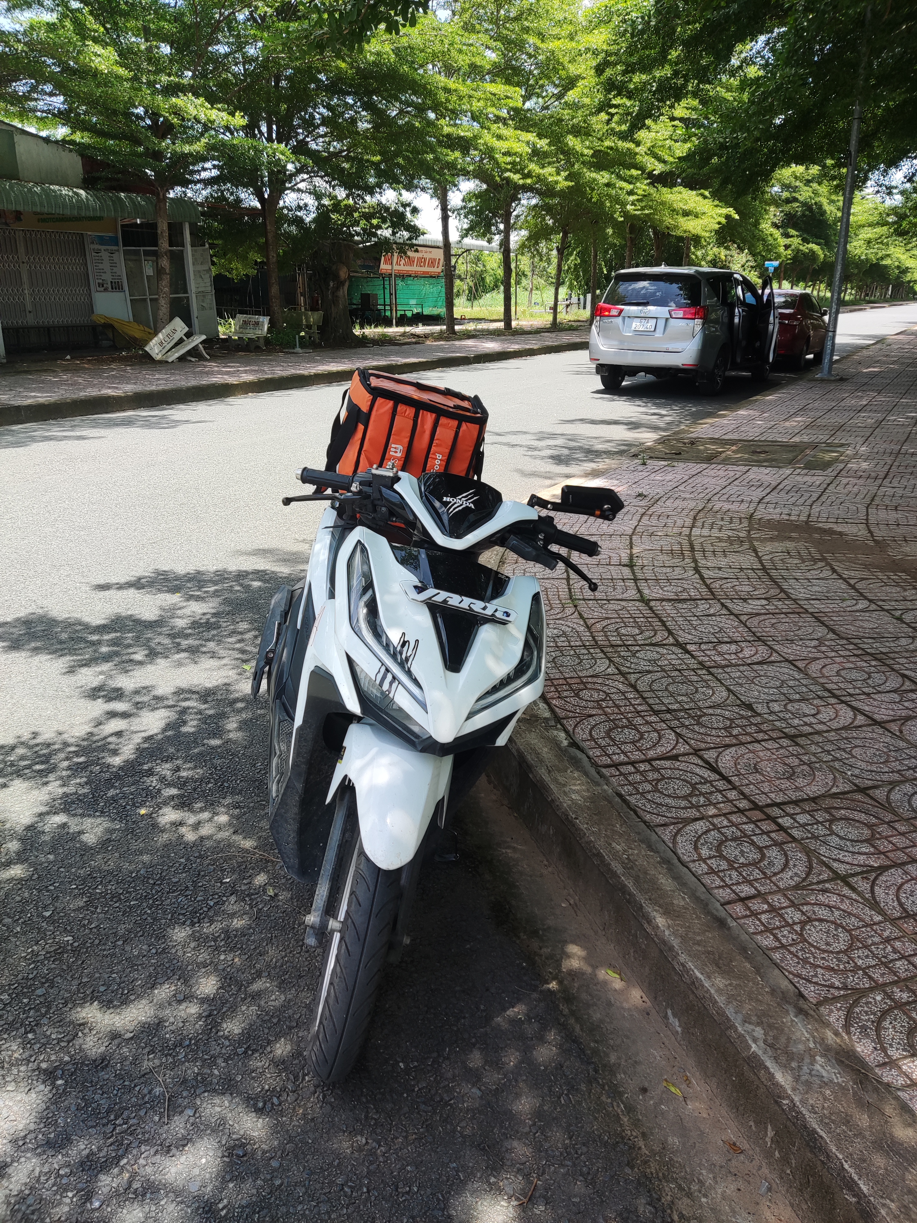 Kỷ niệm đi làm shipper